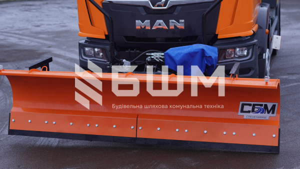 Машина дорожня комбінована МДКЗ-32-31 (солерозкидач)