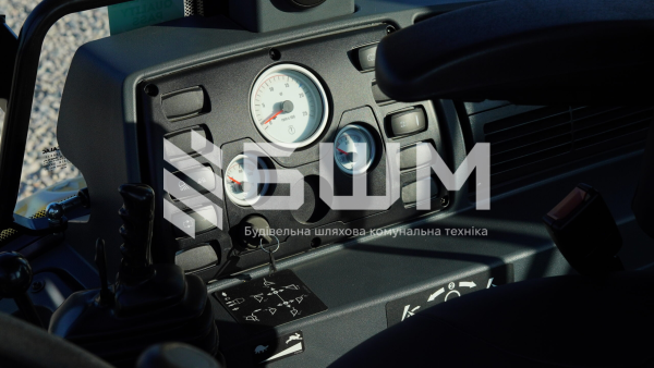 Екскаватор навантажувач MECALAC TLB 880