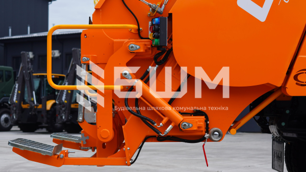 Сміттєвоз із заднім завантаженням СБМ 408/1 на базі MAN TGM 18.290