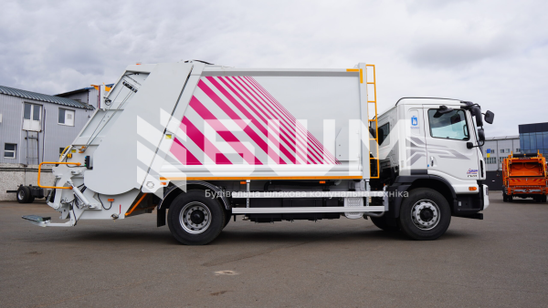 Сміттєвоз із заднім завантаженням СБМ 601/1 на базі Daewoo Maximus