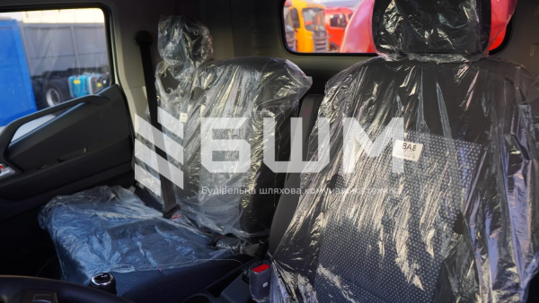 Вакуумна (асенізаційна) машина КО-503В-21 на базі Hyundai EX10