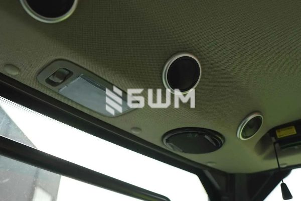 RN 1104 Zoomlion – колісний трактор з фронтальним навантажувачем