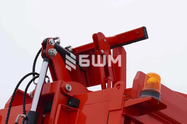 СБМ 401-2 Сміттєвоз з боковим завантаженням на базі JAC N120