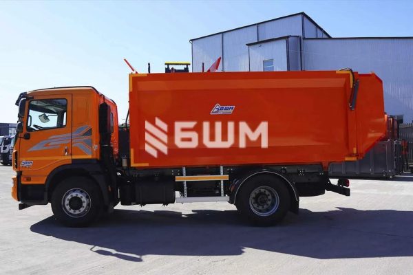 СБМ 604-2 Сміттєвоз з боковим завантаженням на базі Daewoo HC3AA