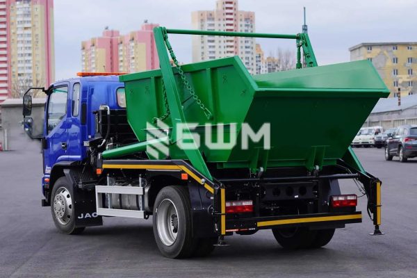 СБМ-401/3 сміттєвоз з портальним завантаженням на шасі JAC N120