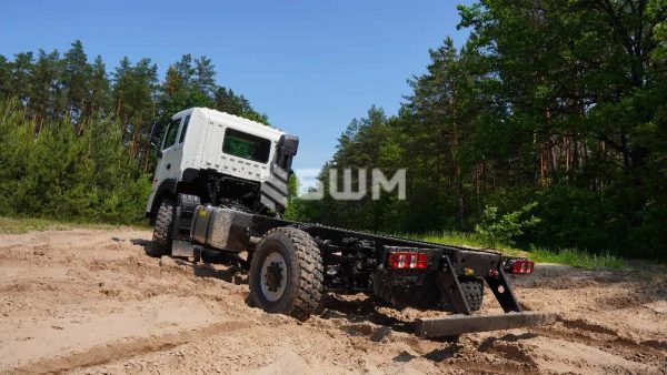 JAC N180 Вантажне автомобільне шасі (4х4)