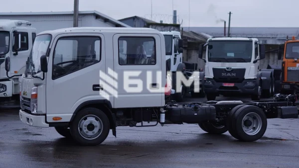 Бортовий автомобіль JAC N56DC