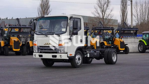 Бортовий автомобіль JAC N56