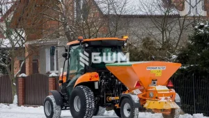 Причіпний піскосолерозкидач KCT07