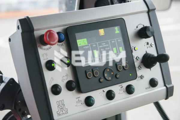 Підмітально-прибиральна машина ZMC 3.1