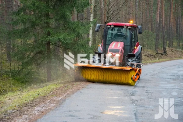 Підмітальна машина ZM-28H